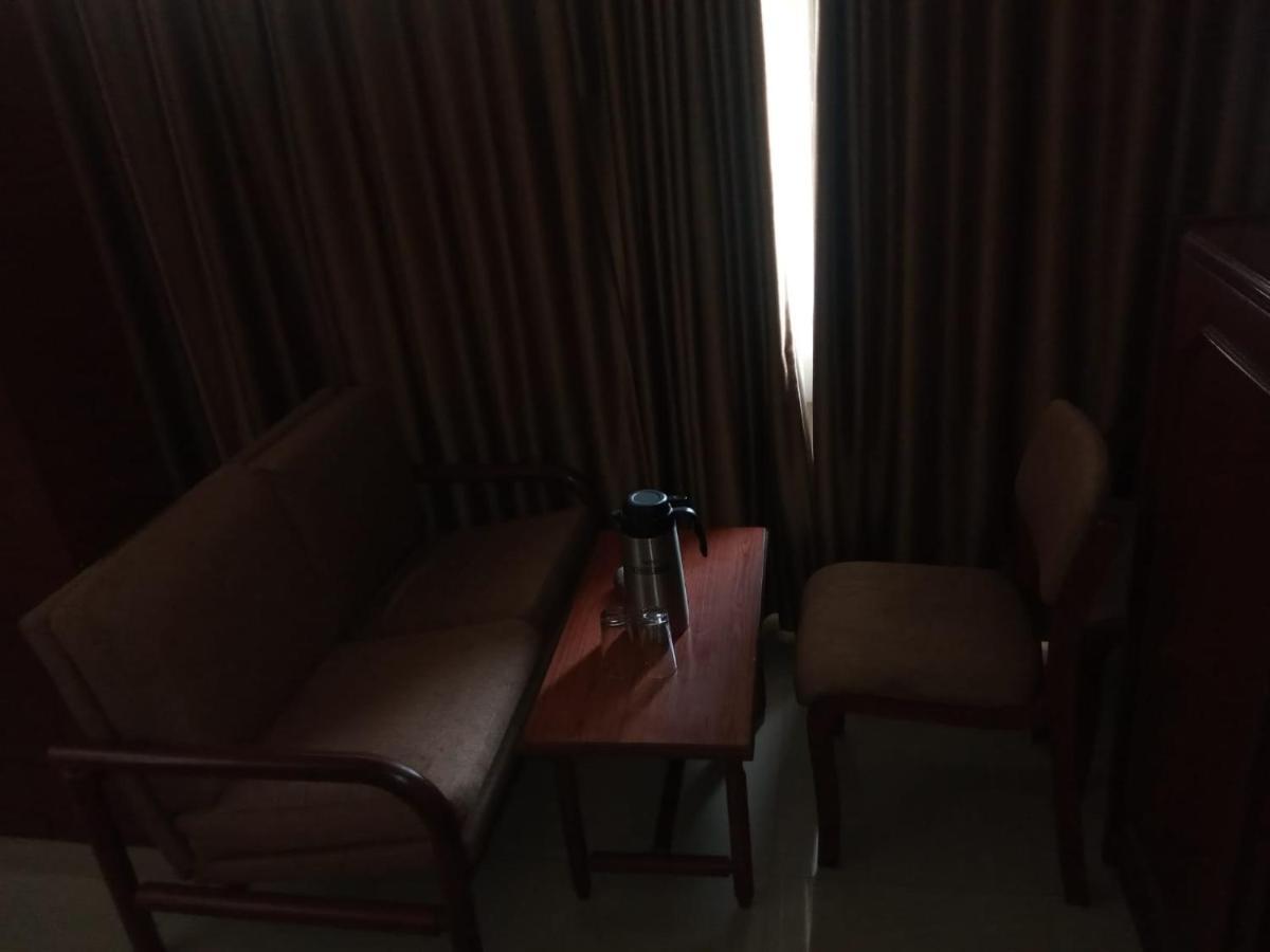 Hotel Apex Ahmedabad Buitenkant foto