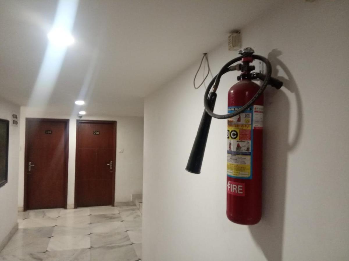 Hotel Apex Ahmedabad Buitenkant foto