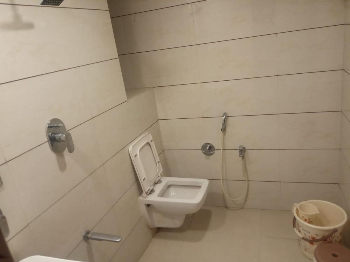Hotel Apex Ahmedabad Buitenkant foto