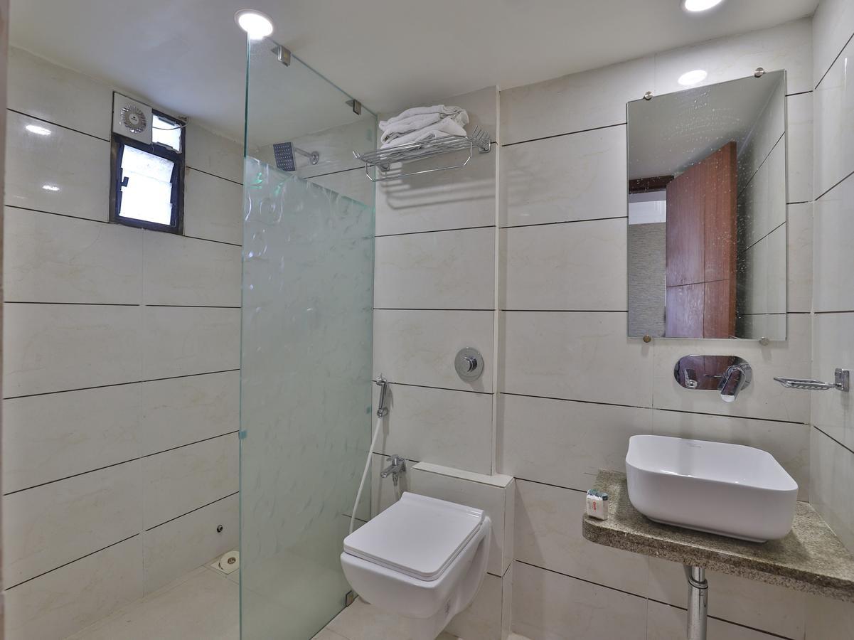 Hotel Apex Ahmedabad Buitenkant foto
